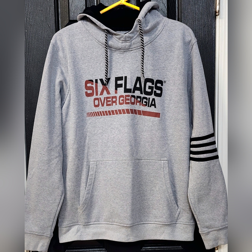 Nwot Six Flags Over Georgia Sweatshirt Size Medium